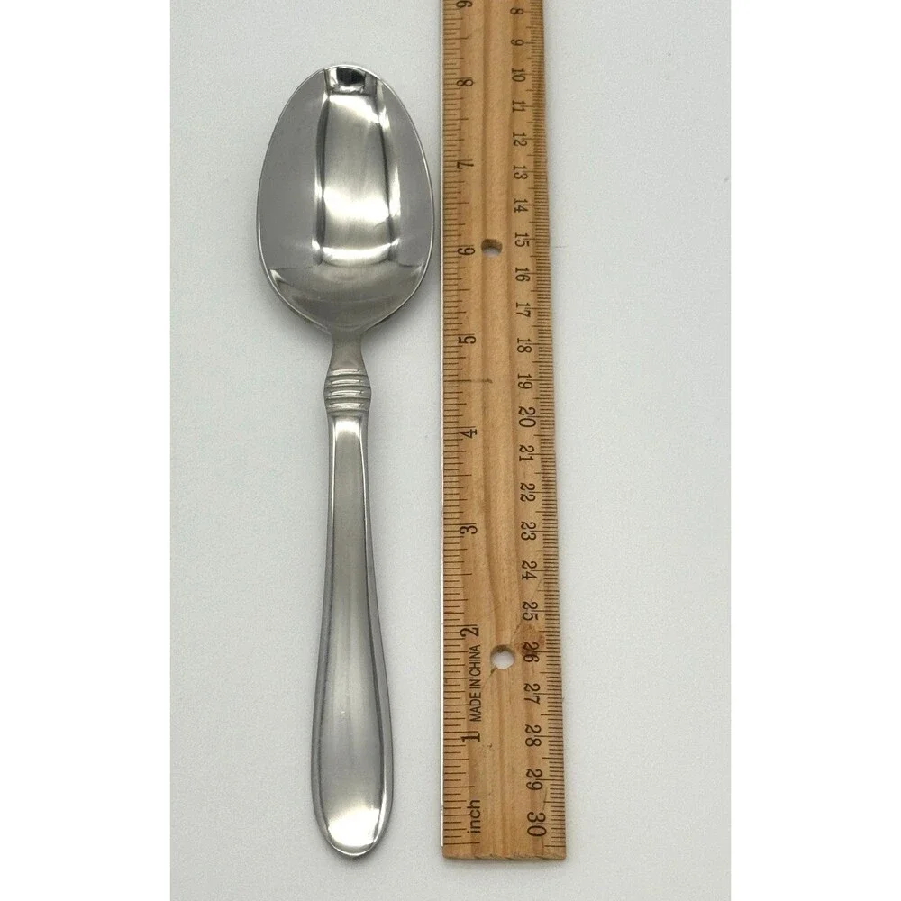 Oneida Banbury Set of 4 Dinner Spoons New Unused Stainless Steel Flatware China
